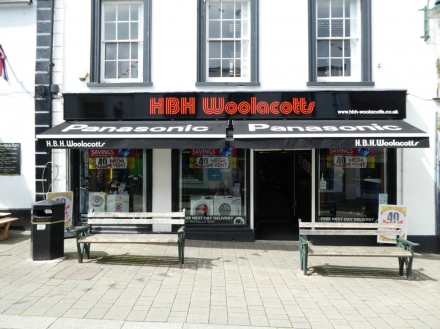 HBH Woolacotts - Wadebridge